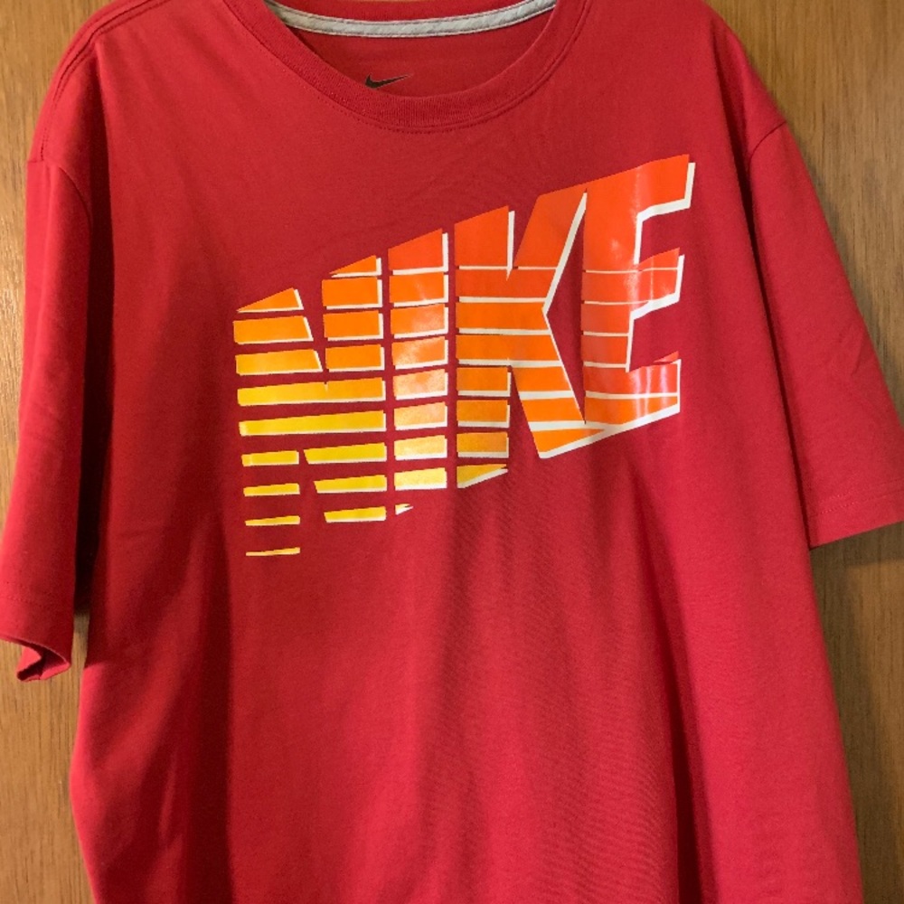 Nike Dri-Fit L